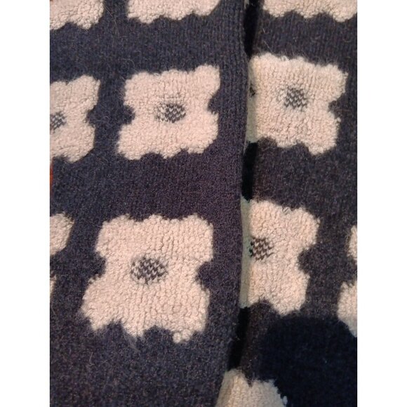 Sadie & Sage  Oversized Chunkyknit Oversized‎ 3D Floral Women's Sweater Cardigan - Picture 8 of 8